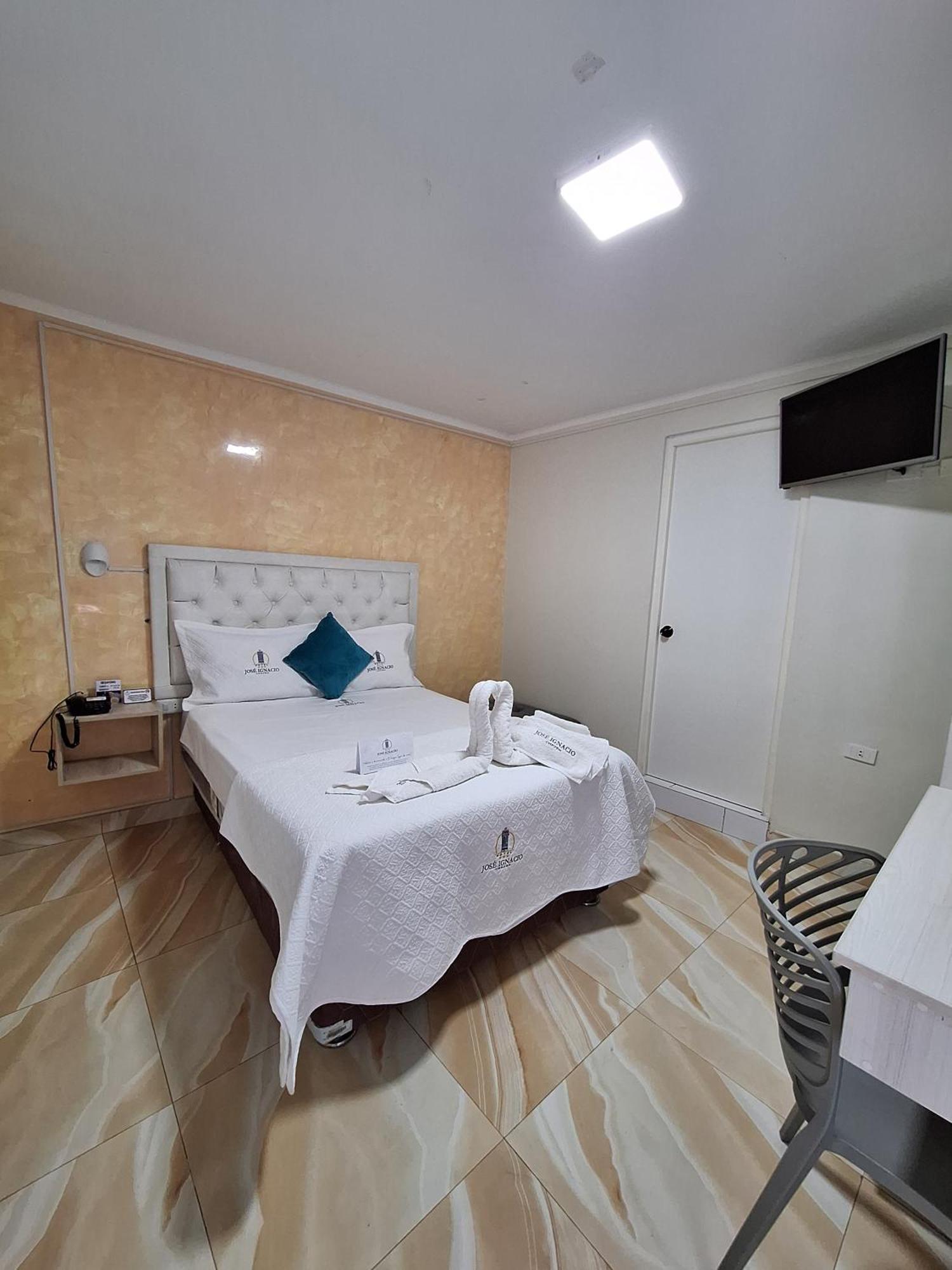 Hotel Jose Ignacio Chepén المظهر الخارجي الصورة